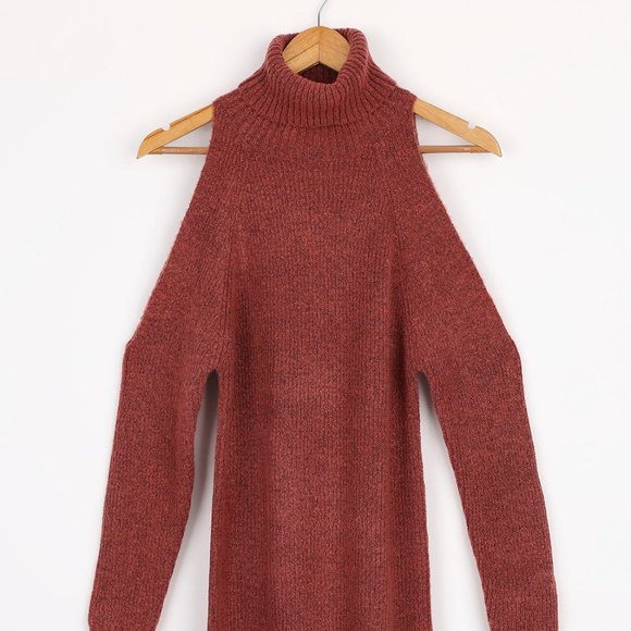 NWT MAKE A MATCH BRICK RED COLD SHOULDER SWEATER DRESS - Picture 5 of 7